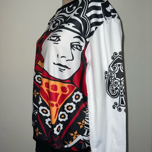 White Sweatshirt with Queen of Spades - Picture 2 of 5